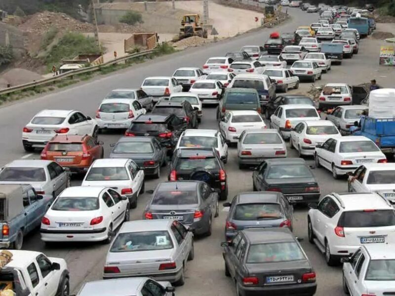 ترافیک نیمه‌سنگین در جاده‌های شمالی؛ محور پونل-خلخال همچنان مسدود