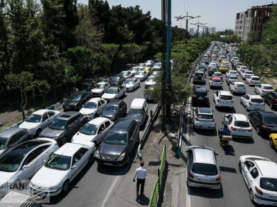سفرهای کاری و آموزشی در تهران کم شد/ کاهش سرعت تردد