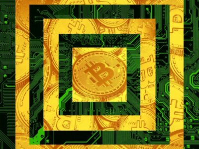 علت گرفتاری بیت‌کوین در سطح کمتر از ۱۰۵ هزار دلار