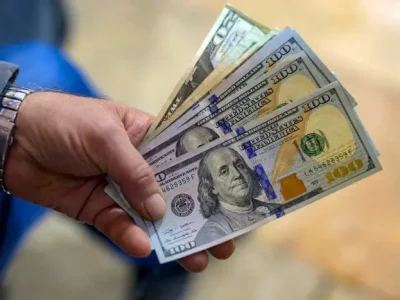 کاهش قیمت دلار در بازار آزاد؛ عقب‌نشینی نرخ در معاملات امروز + جدول