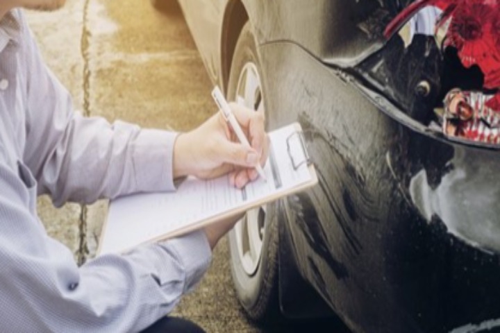 آیا گرفتن خسارت بیمه بدنه نیازی به گزارش پلیس است؟