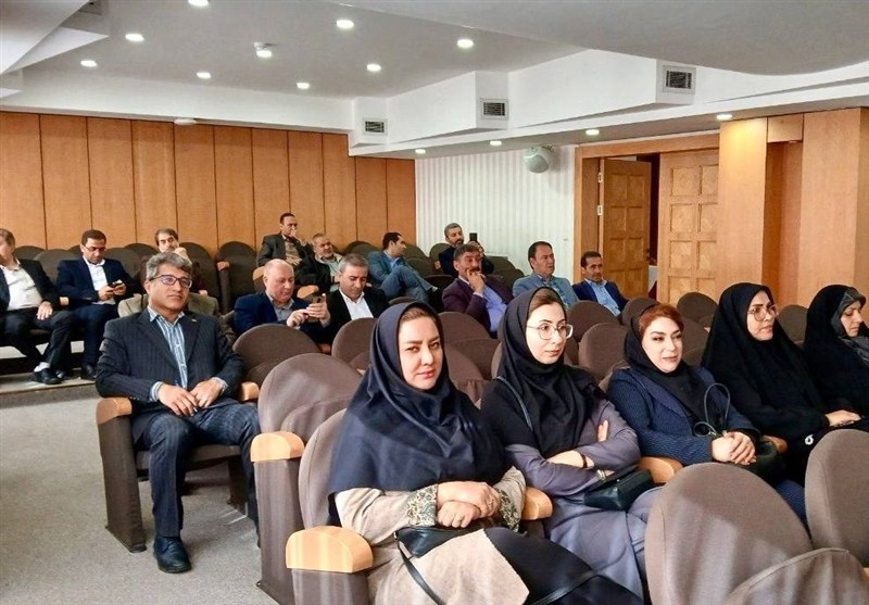 تشکل‌های مردمی کارگری بهترین گزینه برای رفع چالش‌های کارگران و بازنشستگان