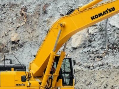 خرید قطعات بیل مکانیکی در تهران