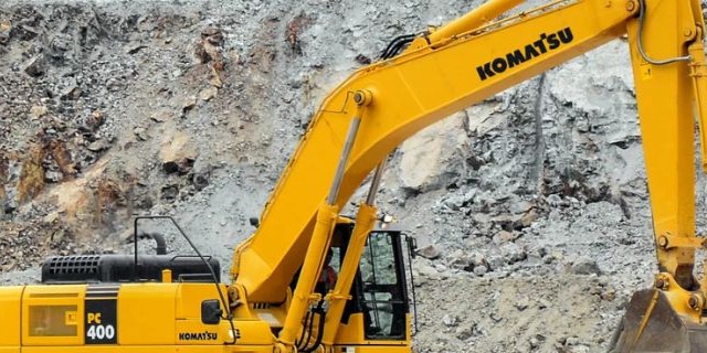 خرید قطعات بیل مکانیکی در تهران