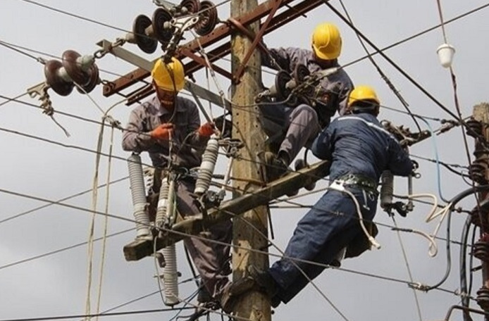 آیا سختی کار بر حقوق تاثیر دارد؟ + چطور بفهمیم کار سختی دارد یا نه؟