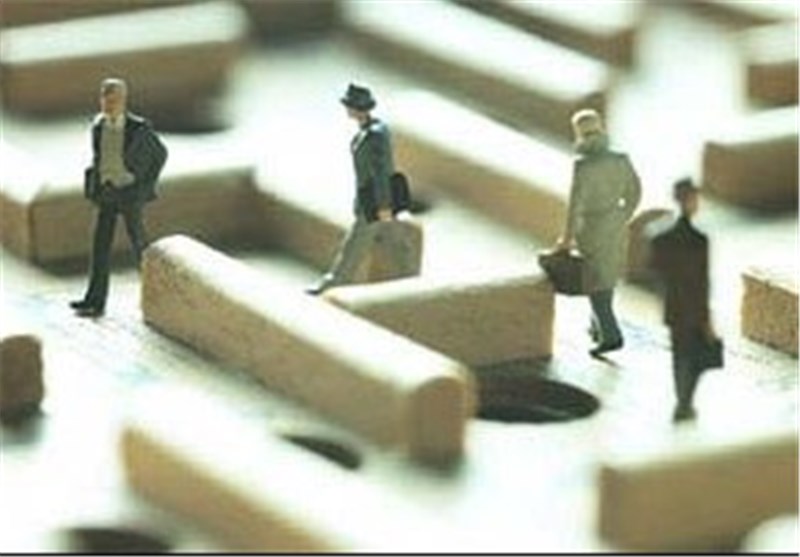 تعدیلهای سلیقهای کارفرمایان؛ راهی برای دور زدن تعهدات پایان سال