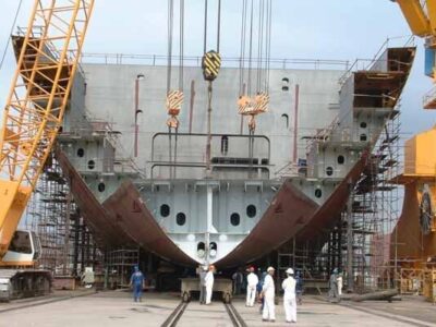 توسعه صنایع کشتیسازی بوشهر نیازمند حمایت بانکها است