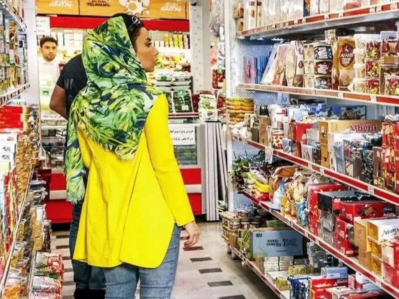 زلزله در بازار کالاهای اساسی / قیمت تخم مرغ به ۲۴۵ هزار تومان رسید