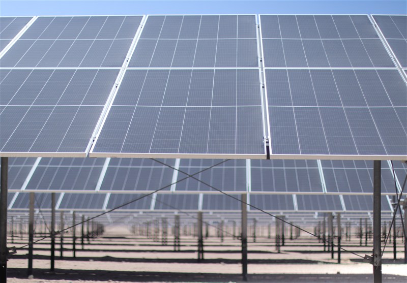 مزیت‌های سهامدار شدن مددجویان کمیته امداد در نیروگاه‌های خورشیدی ۱۰ مگاواتی