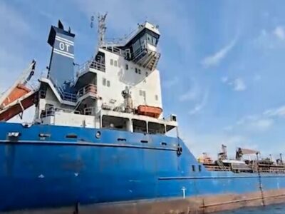 معطلی ۲۵ کشتی کالای اساسی ریشه در اختلال فرآیندهای ارزی و مالی است