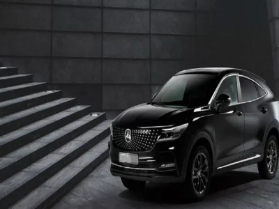 بازار خودرو در دی‌ماه؛ نوسان شدید و رشد تا ۲۳۰ میلیون تومان