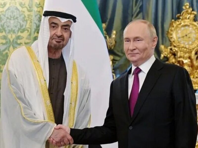 پوتین در دیدار با رئیس امارات: از نزدیک تحولات ایران را زیر نظر داریم