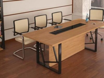 ۵ نکته مهم انتخاب میز اداری دو نفره با پایه فلزی برای دفاتر مدرن