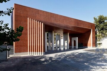 ارسال پیامک ممنوعالورودی به دانشگاه برای دانشجویان/ عکس