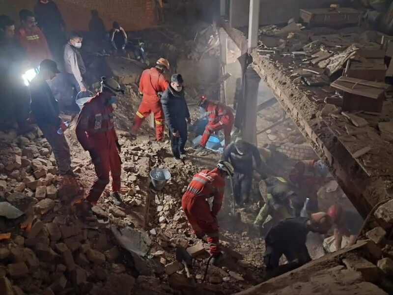 انفجار شدید در قم / یک ساختمان مسکونی کامل ویران شد