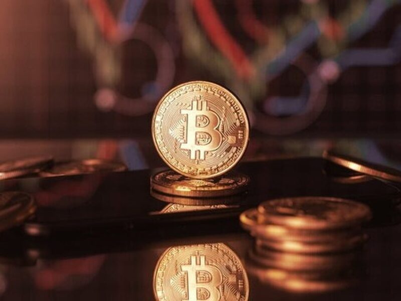 بیت‌کوین عقب‌نشینی کرد