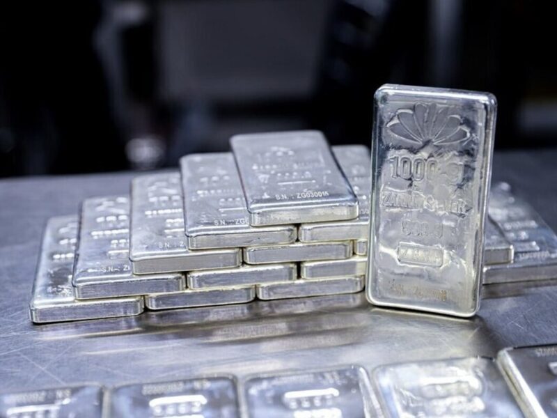 حباب صندوق های نقره منفی شد/نقرهداغ شدن سهامداران با حباب ۷۰ درصدی