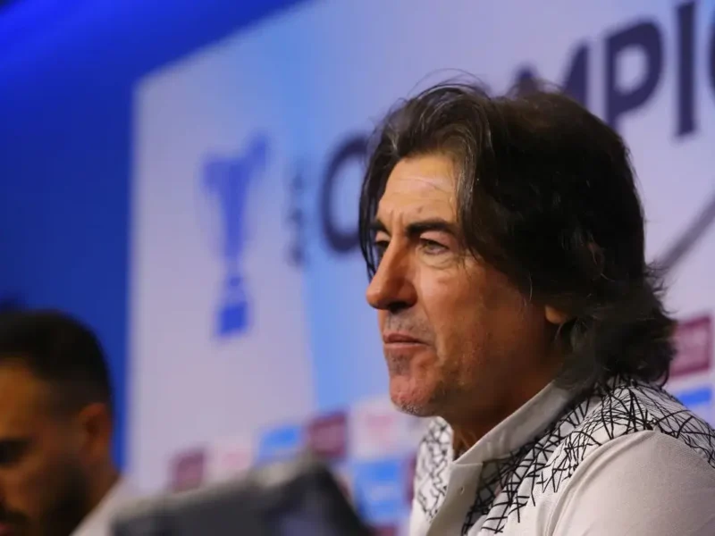 دستیار مورینیو در آستانه پیوستن به نیمکت استقلال