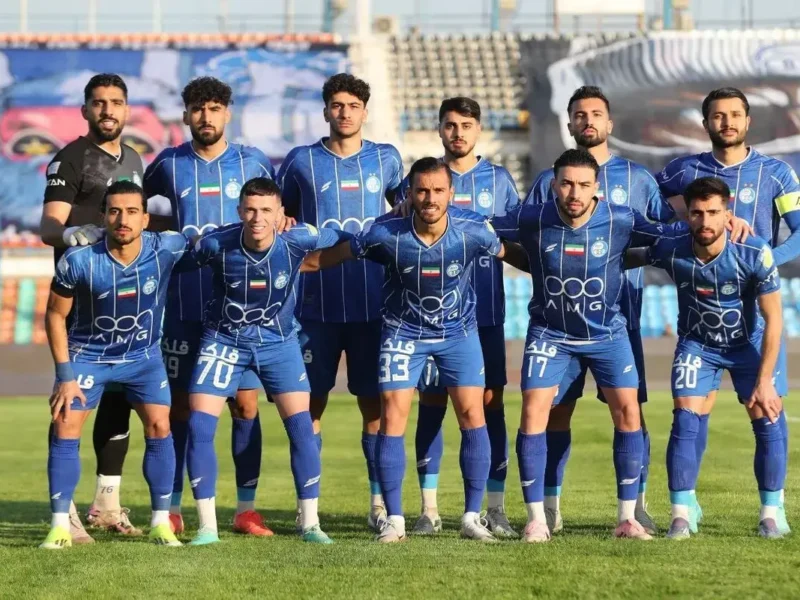 رونمایی رسمی از پیراهن استقلال پیش از بازی با تیم اردنی+ عکس