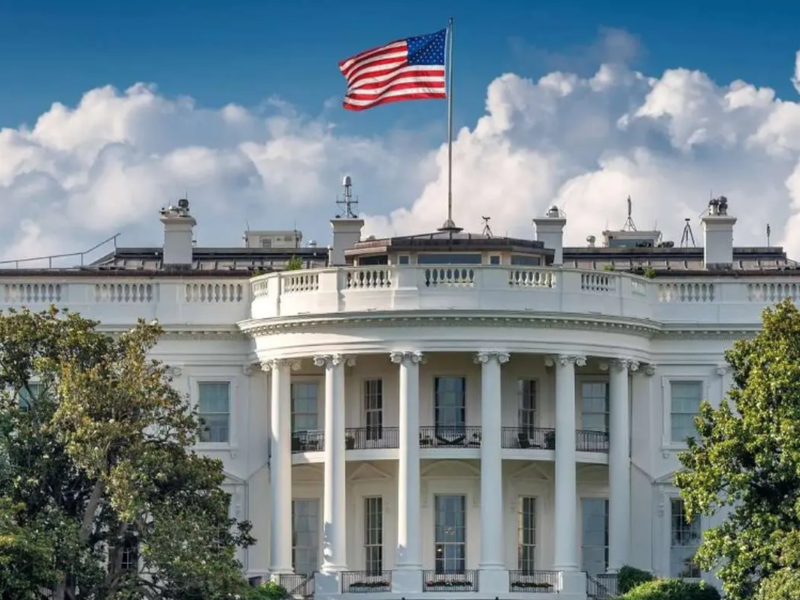 ولنتاین متفاوت کاخ سفید با یک پیام جنجالی + عکس