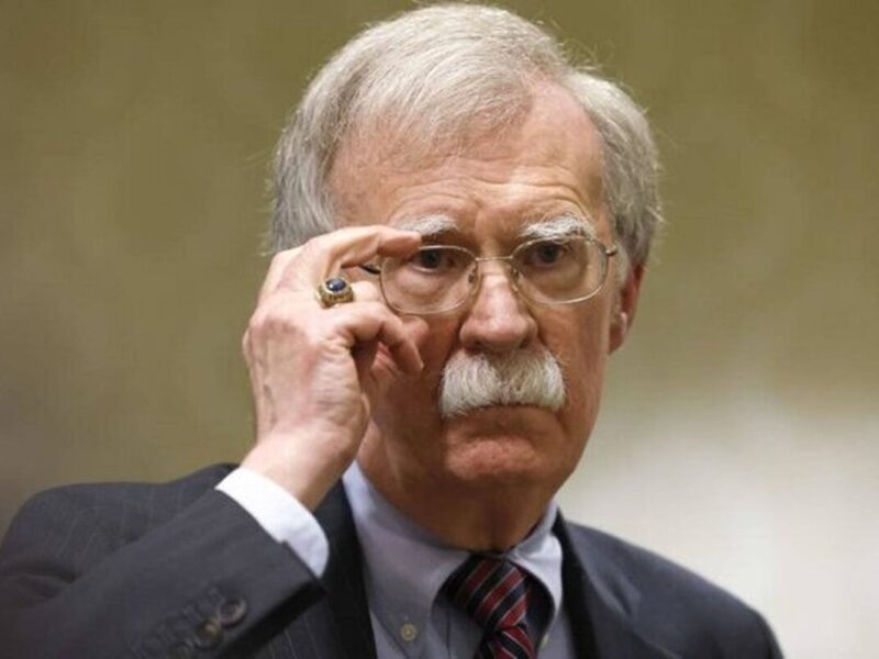 اختلاف در دولت ترامپ بالا گرفت/ بولتون خواستار استعفا شد