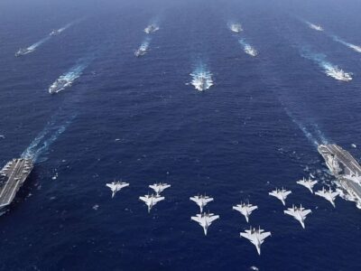 اعزام ناو هواپیمابر بریتانیا به خاورمیانه کنسل شد