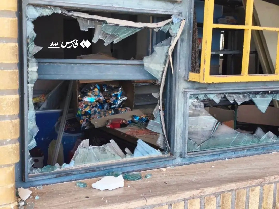 اولین تصاویر از حمله موشکی به ۲ مدرسه در پرند + عکس