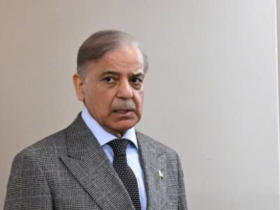 بحران سوخت دامن پاکستان و بنگلادش را گرفت؛ مدارس و ادارات تعطیل شدند