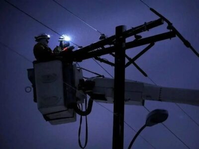 تاسیسات تأمین آب و برق ایران خسارت دید / قطعی مکرر آب و برق در راه است؟