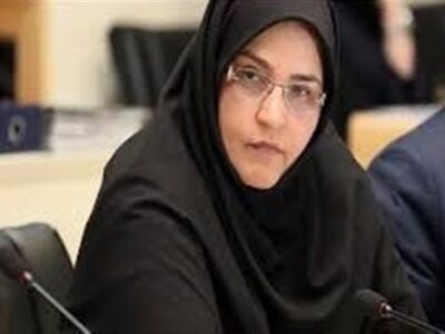 تداوم تولید در شرایط جنگی؛ کارگران کنار مردم ایستادهاند