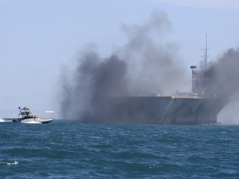 توقف عبور نفتکش‌ها از تنگه هرمز؛ نفت به اوج چهار ساله رسید