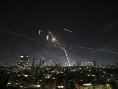 سومین ناو هواپیمابر آمریکا به منطقه اعزام شد