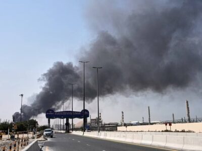 فایننشال تایمز افشا کرد/ بازجویی از مدیران واتساپ درباره حملات موشکی ایران