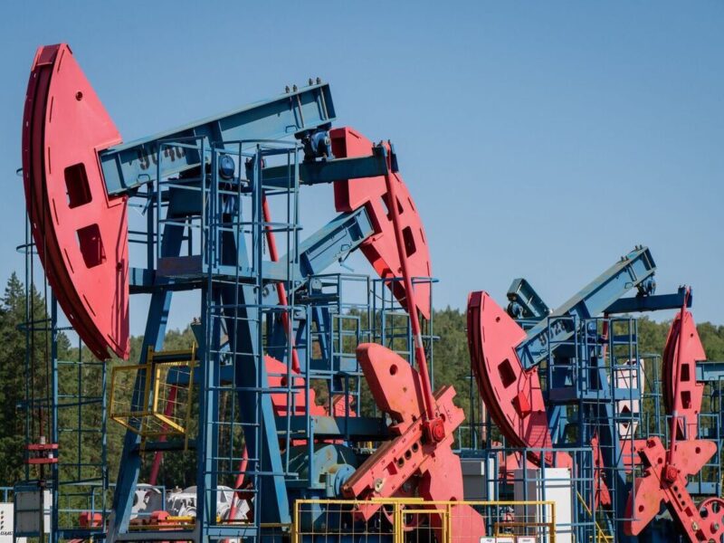 نفت تا کجا بالا می‌رود؟ / آینده بازار در گرو تحولات منطقه