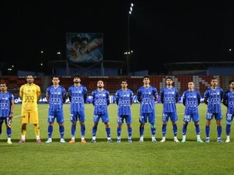 آب پاکی تاج بر روی دست اهالی فوتبال / چرا استقلال خود را فاتح لیگ می‌داند؟