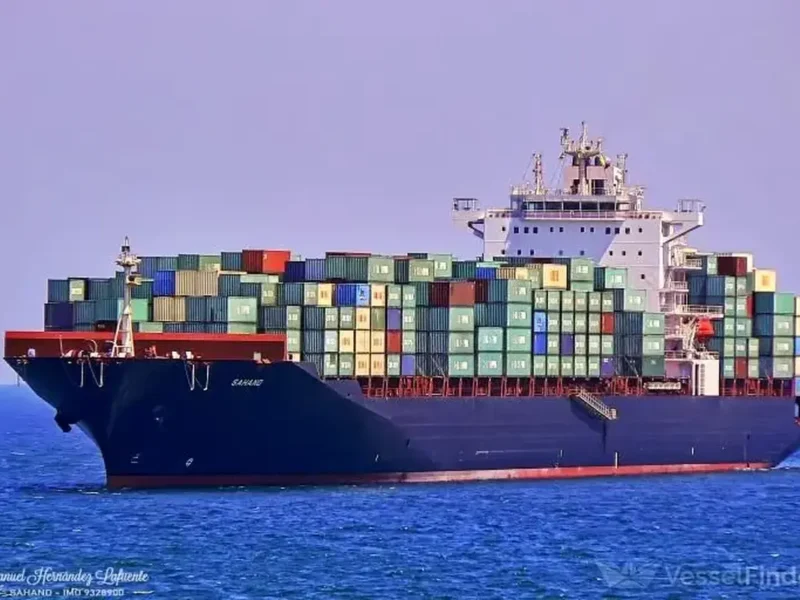 آمریکا ۶ نفر از خدمه ایرانی کشتی توسکا را آزاد کرد