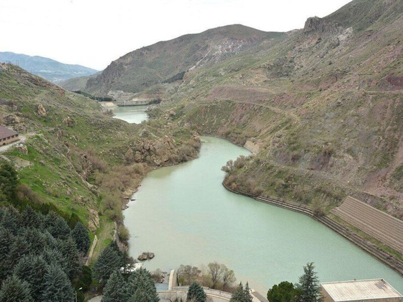 بحران آب در راه تهران/ سد لار فقط ۲ درصد پر است