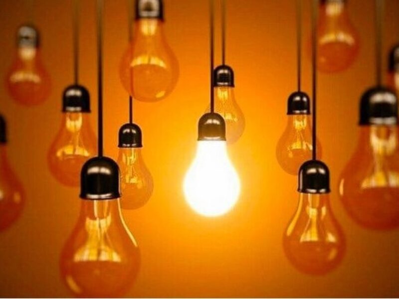 تقاضای مصرف برق نسبت به سال قبل کاهش یافت