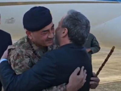 توئیت تامل‌براگیز عراقچی پس از استقبال از فرمانده ارتش پاکستان