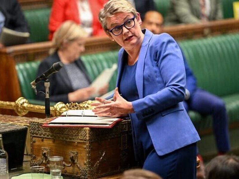 حمایت انگلیس از شرط ایران برای توافق / متحد بزرگ آمریکا زیر میز زد