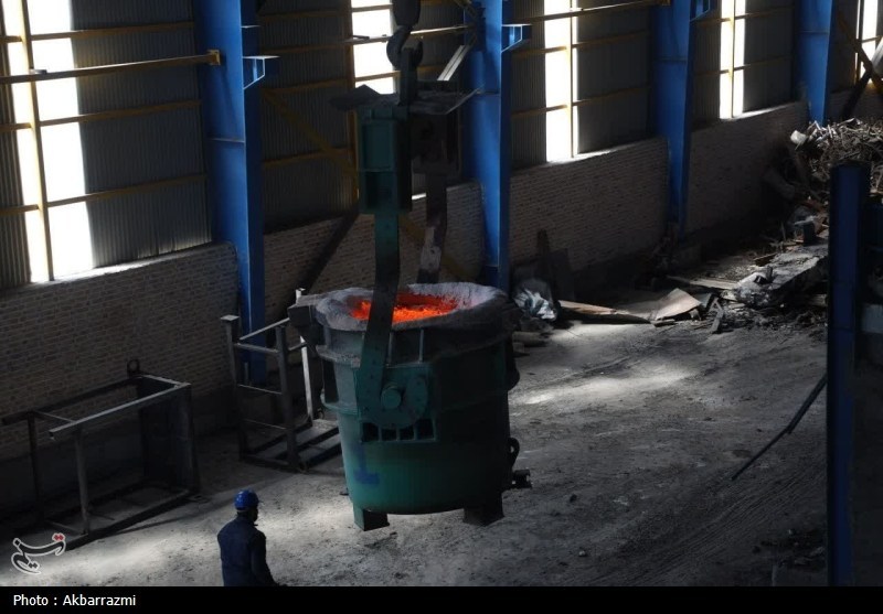 حمله دشمن به تولید، اشتغال کارگران را نشانه گرفته است