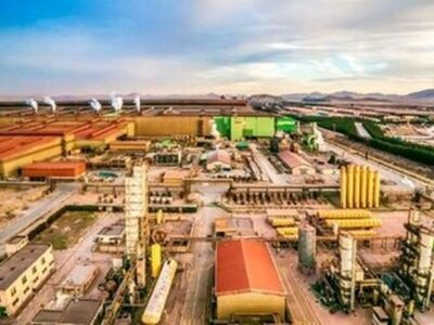 صنایع بزرگ برای بدنه اقتصادی کشور ضعف و شکنندگی ایجاد می‌کند