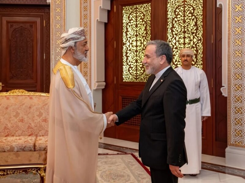 علت سفر عراقچی به عمان چه بود؟