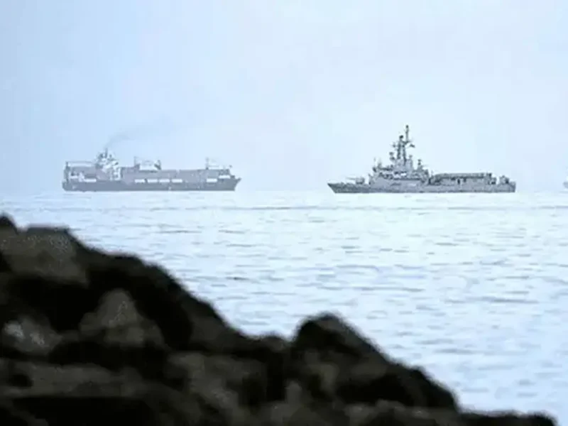 فوری / نفتکش‌های چینی در تنگه هرمز متوقف شدند