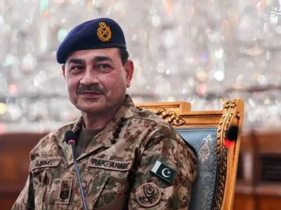 فوری / گفتگوی فرمانده ارتش پاکستان و ترامپ برای بازگشایی تنگه هرمز