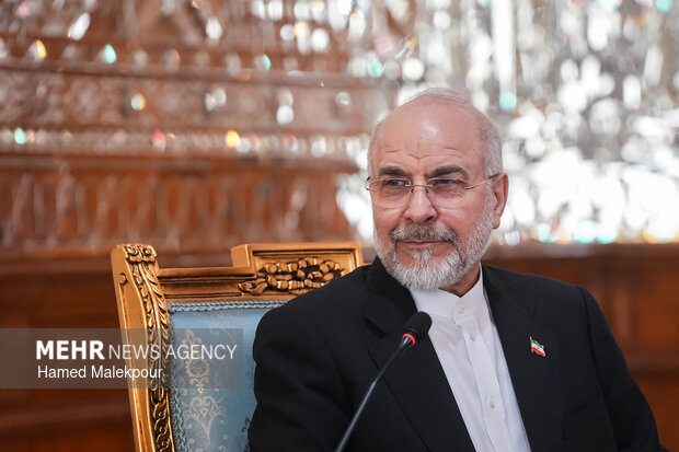 قالیباف: تنگه هرمز در کنترل جمهوری اسلامی ایران است