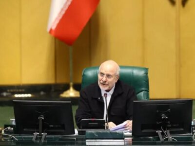 قالیباف تهدید کرد/  اگر آمریکا محاصره را رها نکند، تردد در تنگه هرمز محدود می‌شود