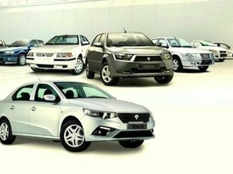 قیمت‌ها در بازار خودرو تکان خورد / کدام خودرو‌ها کاهش قیمت ۵۰ میلیونی داشتند؟