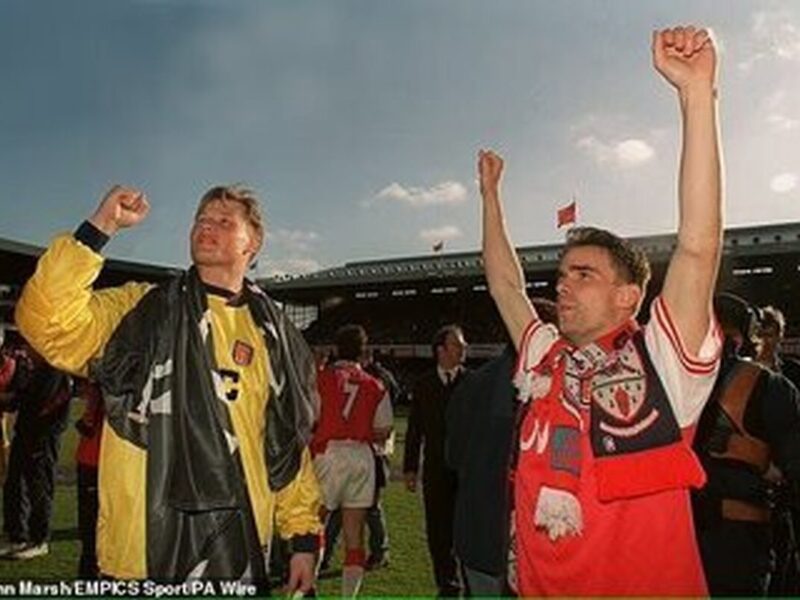 مرگ مشکوک دروازه‌بان آرسنال و یوونتوس در تصاف خودرو با قطار + تصویر