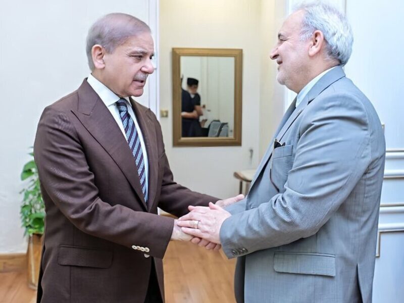 پشت‌پرده دیدار امروز در اسلام‌آباد/ گفت‌وگوی سفیر ایران با شهباز شریف فاش شد